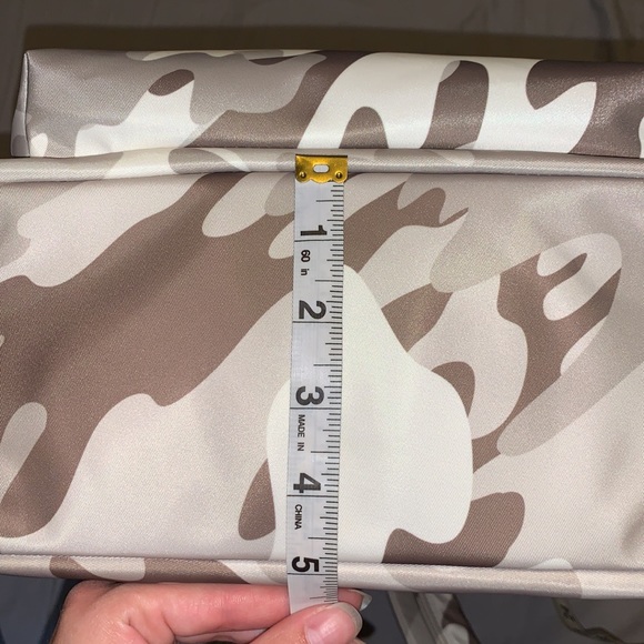 Tommy Hilfiger / Camo Backpack - Picture 10 of 10